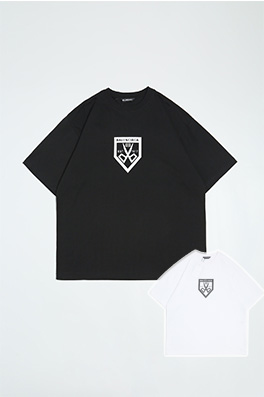 【バレンシアガ】 メンズ レディース 半袖Tシャツ   aat10198
