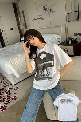 【バーバリー】メンズ レディース 半袖Tシャツ  aat10305