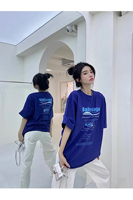【バレンシアガ】メンズ レディース 半袖Tシャツ  aat10776
