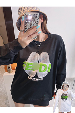 【フェンディ 】メンズ レディース 長袖　スウェットTシャツ  aat10886
