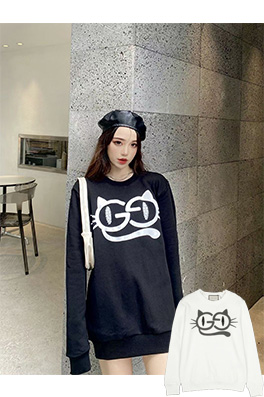 【グッチ】メンズ レディース 長袖　スウェットTシャツ  aat10965