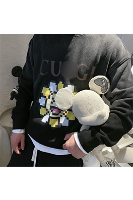 【グッチ 】メンズ レディース 長袖　スウェットTシャツ  aat11006