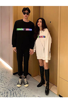 【ルイヴ*トン】メンズ レディース 長袖　スウェットTシャツ aat11052