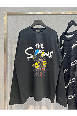 【バレンシアガ】メンズ レディース 長袖Tシャツ aat11813