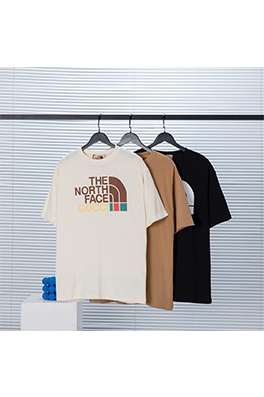 【グッチ】×【ノースフェイス】メンズ レディース 半袖Tシャツ aat12030