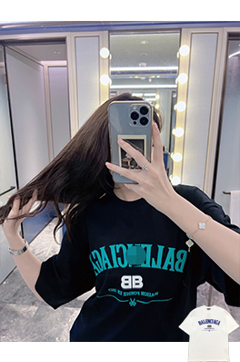 【バレンシアガ】メンズ レディース 半袖Tシャツ aat12613