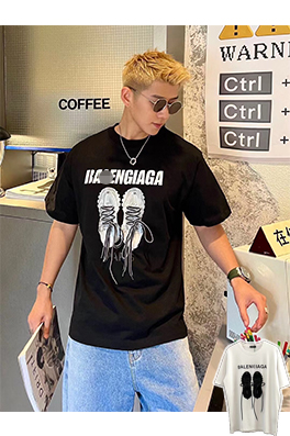 【バレンシアガ】メンズ レディース 半袖Tシャツ aat12749