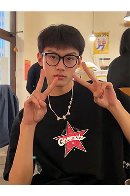 【ジバンシイ】メンズ レディース 半袖Tシャツ aat13112