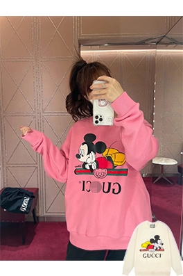 【グッチ】×【DISNEY】メンズ レディース 長袖　スウェットTシャツー  aat13568
