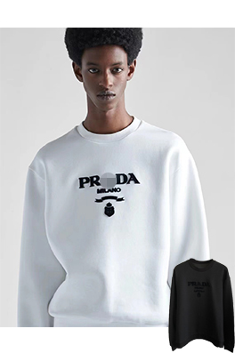 【プラダ】メンズ レディース 長袖　スウェットTシャツ  aat13795
