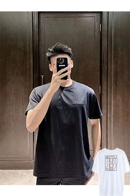 【バーバリー】メンズファッション 半袖Tシャツ  aat13832