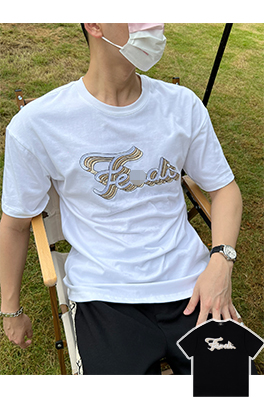 【フェンディ】メンズ レディース 半袖Tシャツ  aat13843