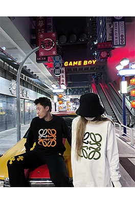 【ロエベ】メンズ レディース 長袖　スウェットTシャツ  aat14072