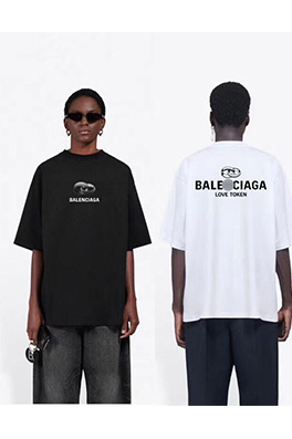【バレンシアガ】メンズ レディース 半袖Tシャツ  aat8857
