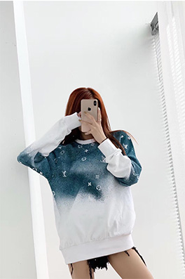 【ルイヴ*トン】 メンズ レディース 長袖　スウェットTシャツ   aat9277