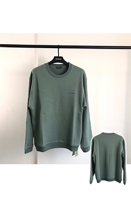 【バレンシアガ】メンズ レディース 長袖　スウェットTシャツ aat9490