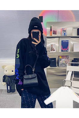 【ヴェトモン】メンズ レディース 長袖　スウェットTシャツ  aat9983