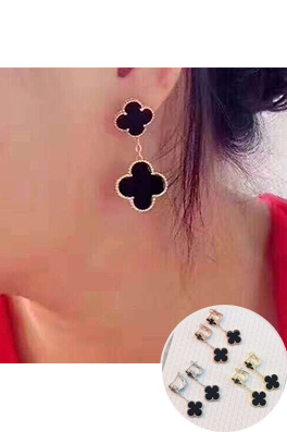 【ヴァンクリーフ&アーベル】18Kメッキ イヤリング アクセサリー  シルバー    acc2900