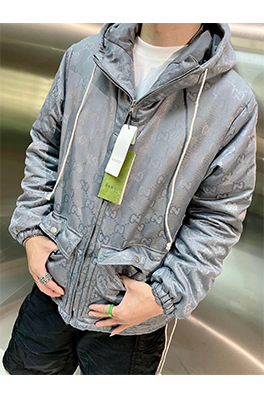 【グッチ】秋冬　中綿　ジャケット　アウター   ajk3860