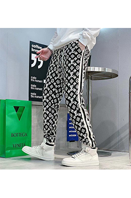 【ルイヴ*トン】スウェット パンツ apa3015