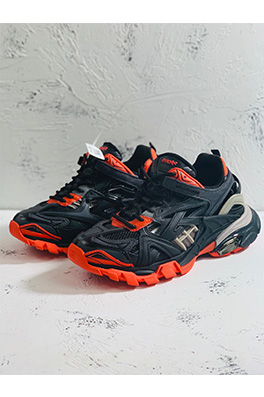 【バレンシアガ BALENC*AGA】Track.2 メンズ レディース  スニーカー  ash3030