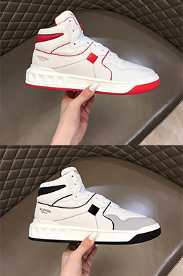 【ヴァレンティノ】 Garavani ONE STUD 高品質 メンズ   スニーカー  ash3492