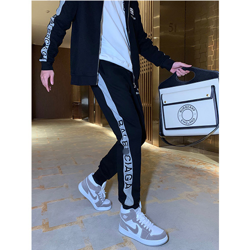 バレンシアガ　セットアップ BALENCIAGA(バレンシアガ) セットアップ(メンズ) - 海外通販のBUYMA