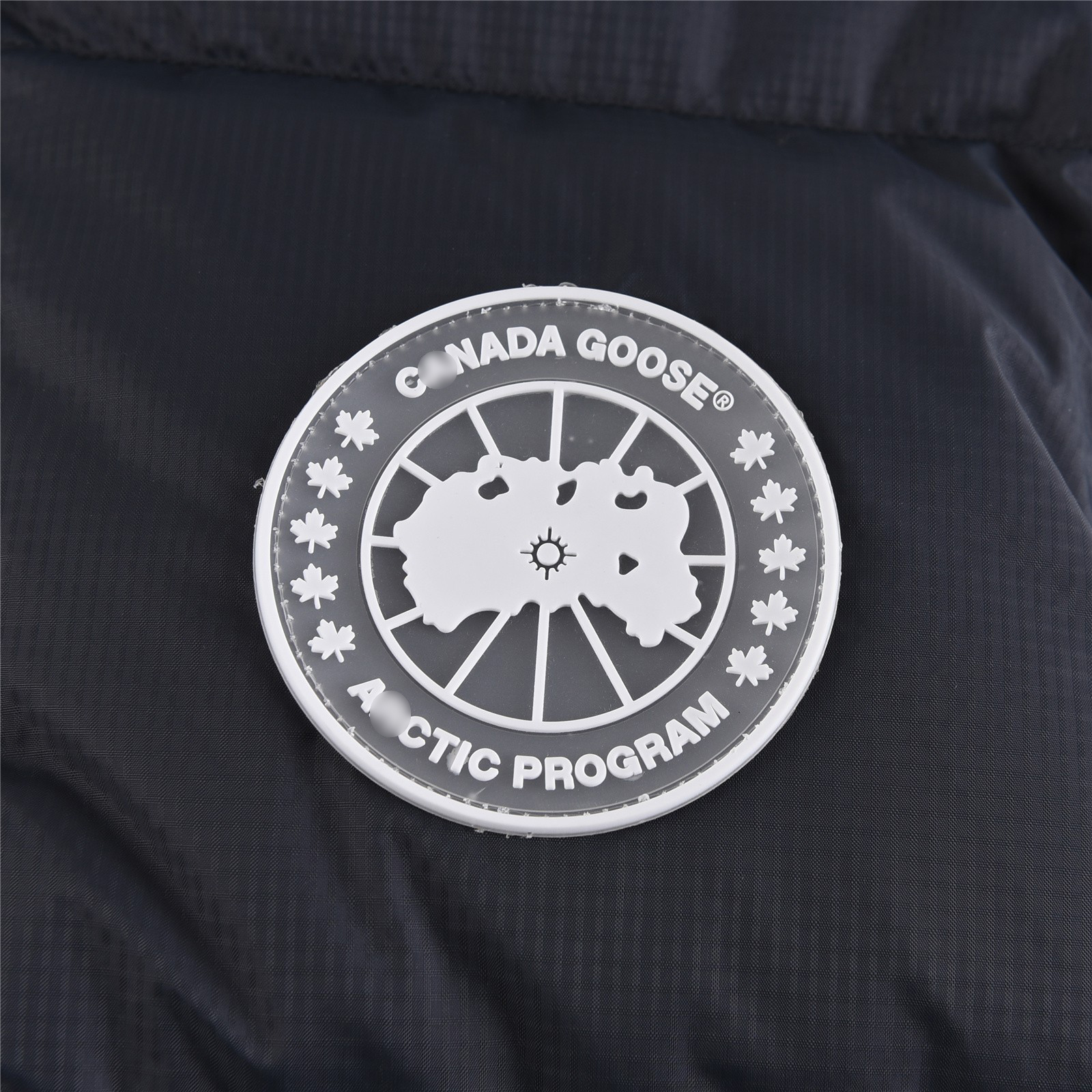 最終値下げ【カナダグース】 ♡ベスト♡ワッペン刺繍【S】黒 カナダグース ダウンジャケット レディース CANADA GOOSE